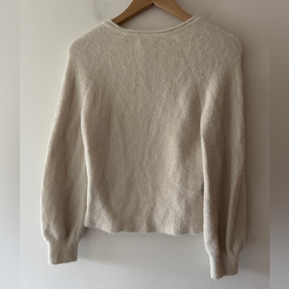Abercrombie & Fitch Cream Soft A&F Collection Cozy Fuzzy Sweater - Picture 6 of 7